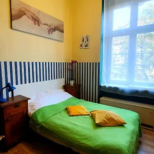 The In Strict Center. Self Check-in Apartament